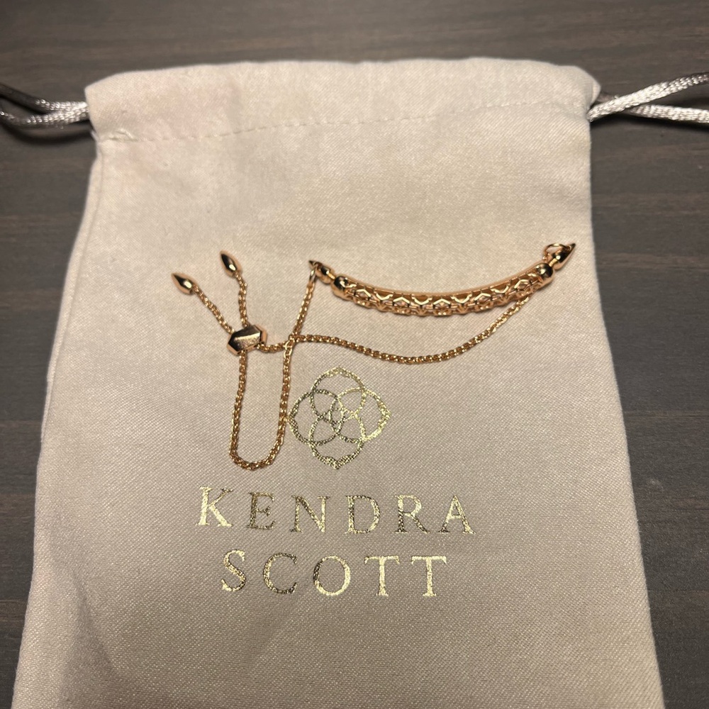 EUC Kendra Scott Gilly rose gold filagree bracelet